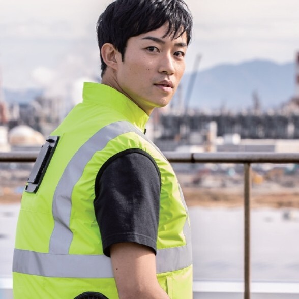 冷蔵服４ 高視認ベスト